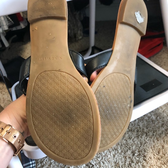 Flip flops - Picture 2 of 3